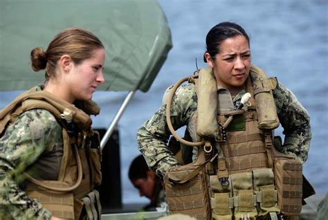 women's seal officer training